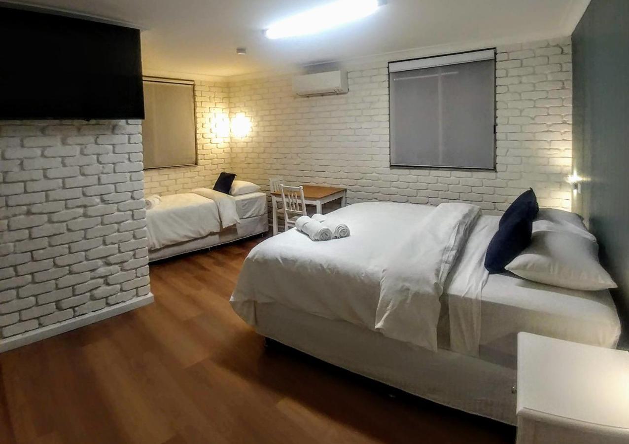Bay House Motel Bateau Bay Kültér fotó