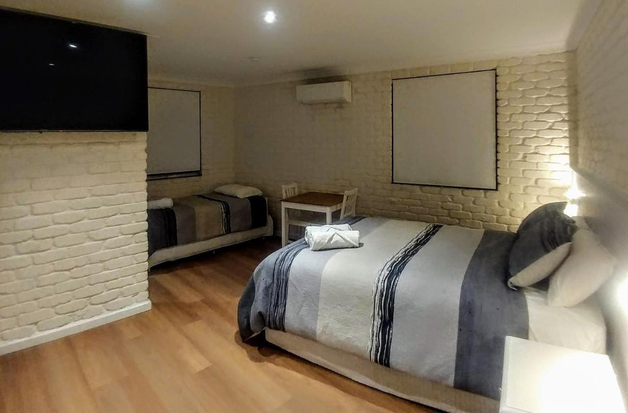Bay House Motel Bateau Bay Kültér fotó